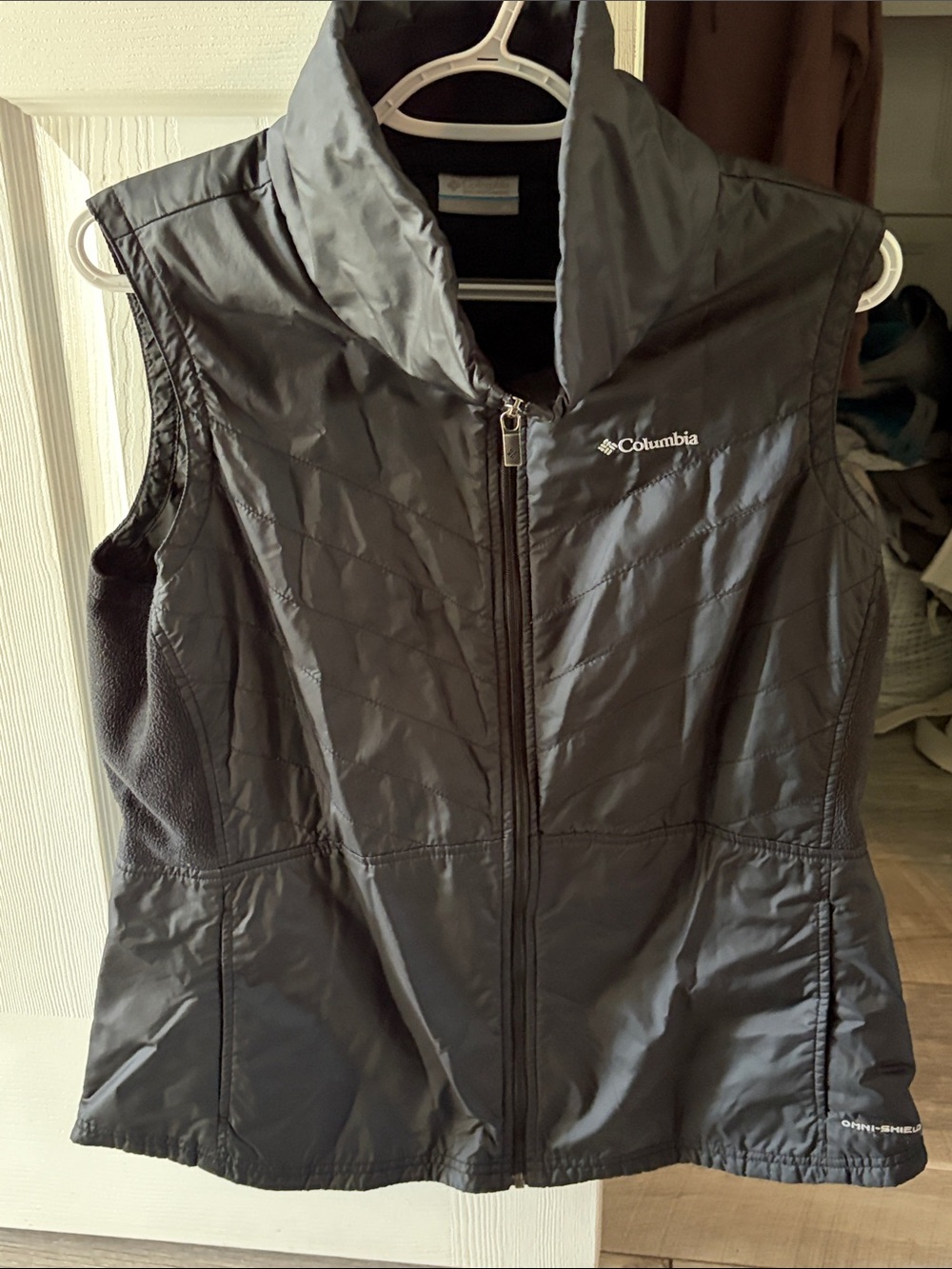 Columbia Women's Black Quilted Insulated Vest